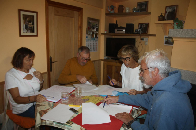 Pepi, Martín, Olga y Toño Conversando a partir de las notas de cada persona