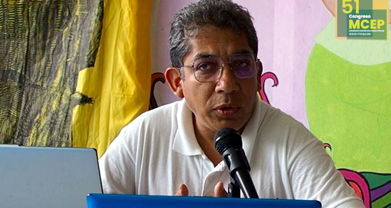 Marco Esteban Mendoza del Movimiento Mexicano para la Escuela Moderna – MMEM