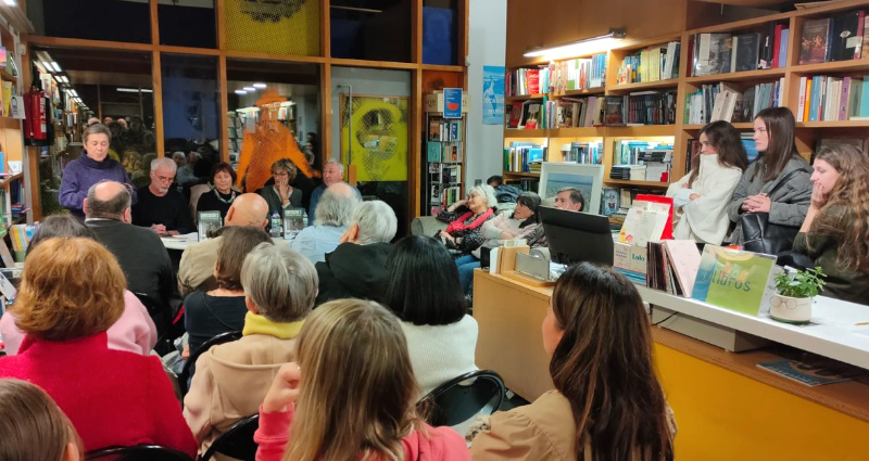 Presentacion del libro Conversaciones en la Librería D`Libros de Torrelavega